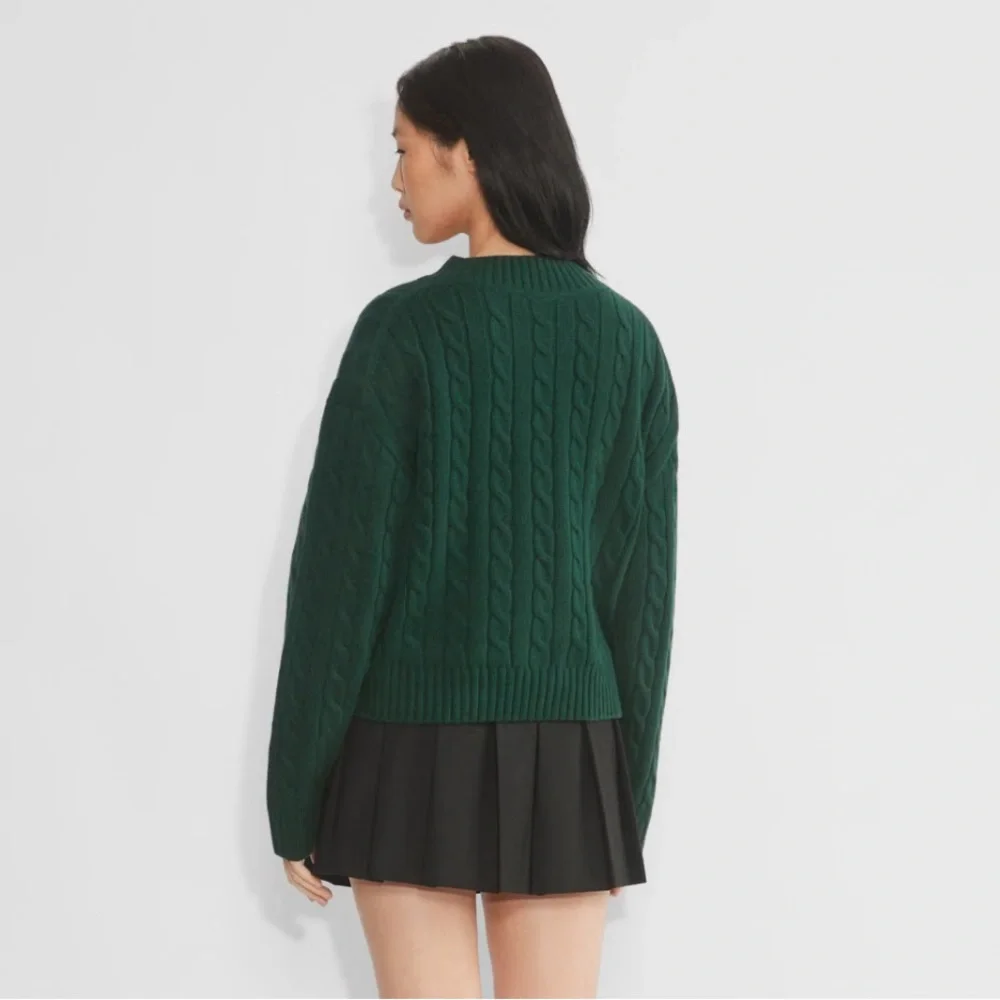 Aritzia Trifle sweater - Picture 5 of 10